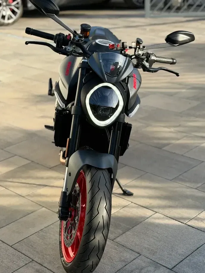 Ducati Monster — imagine 4