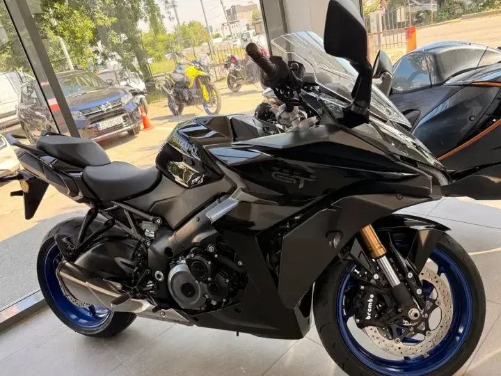 Suzuki GSX-S1000GT