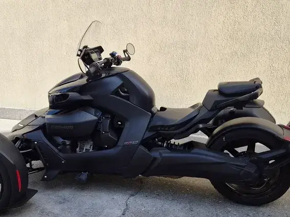 Can-Am Ryker 900