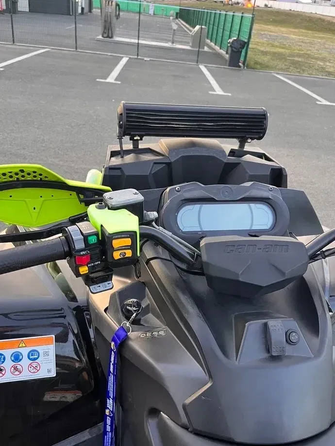 Can-Am Outlander — imagine 6