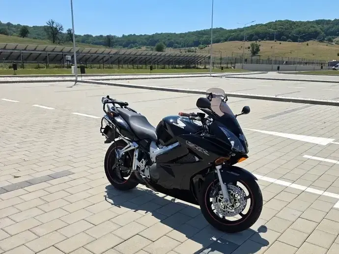 Honda VFR 800F V-Tec
