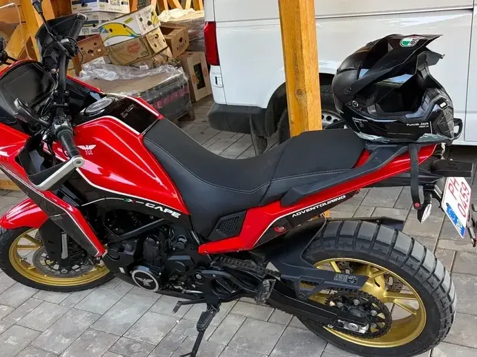 Moto Morini X-Cape