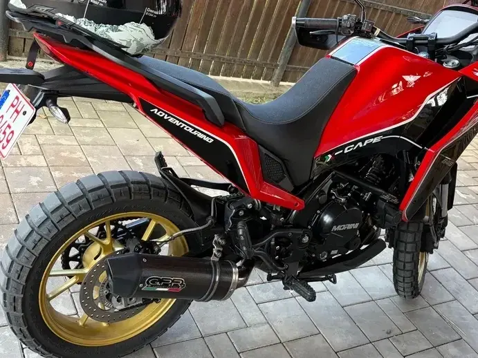 Moto Morini X-Cape