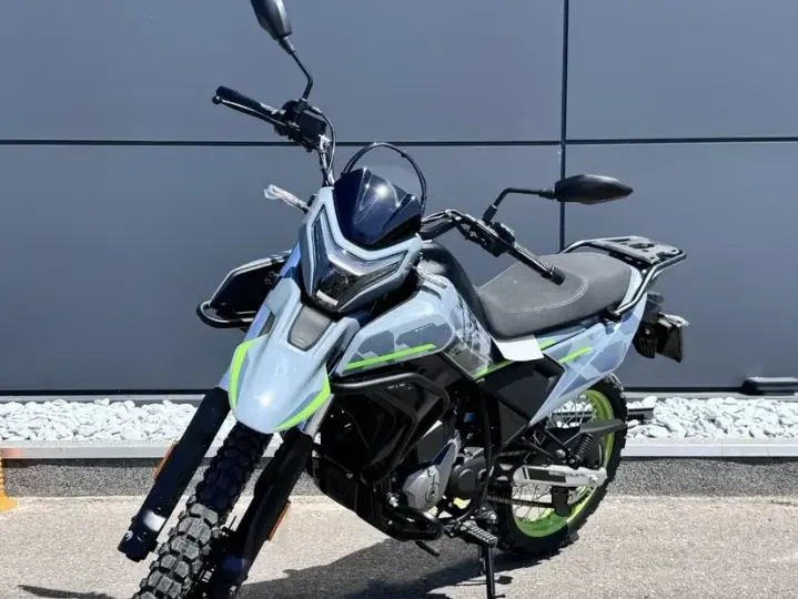 CF Moto 250 Dual