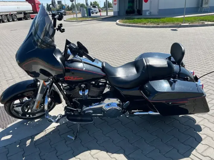 Harley-Davidson Street Glide