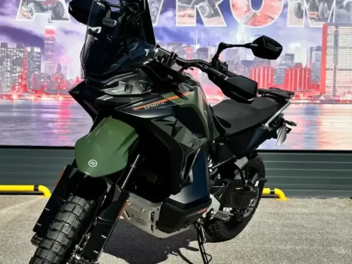CF Moto 1000 MT-X