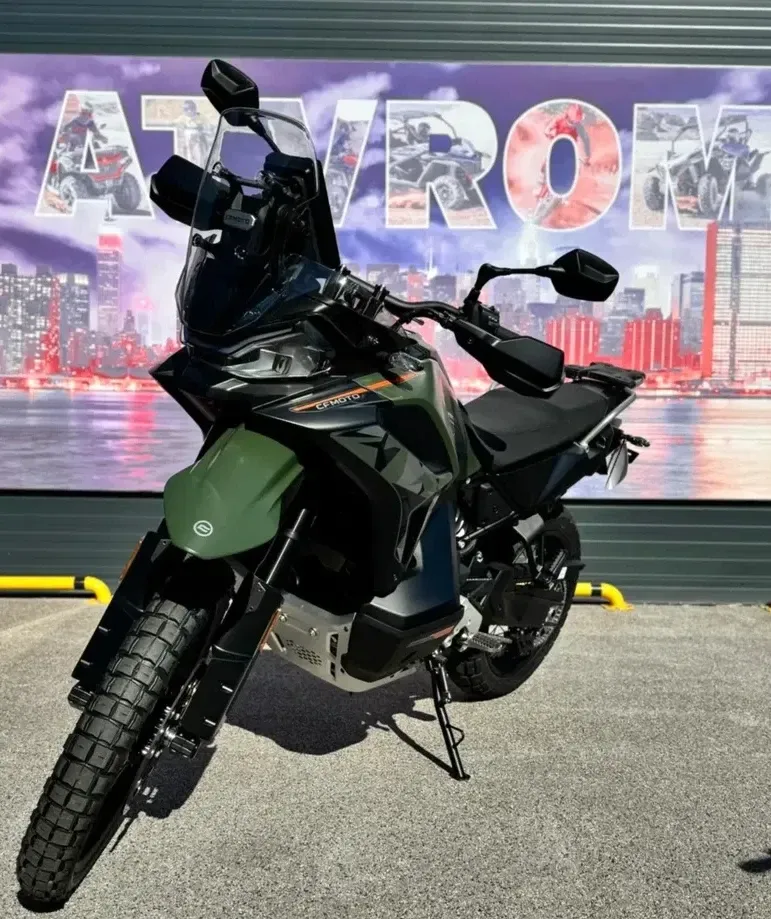 CF Moto 1000 MT-X — imagine 2