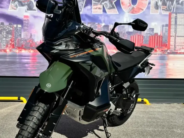 CF Moto 1000 MT-X