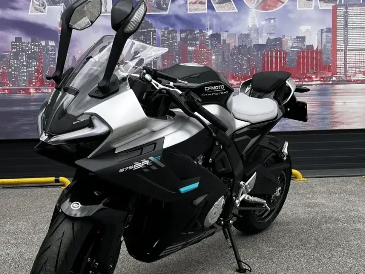 CF Moto 675 SR-R