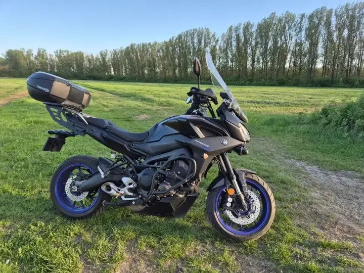 Yamaha Tracer 900