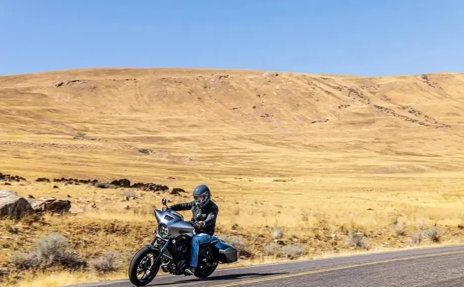 Honda Rebel 1100T — imagine 3