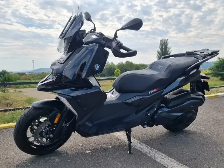 BMW C400X
