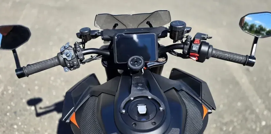 KTM 1390 Super Duke — imagine 6