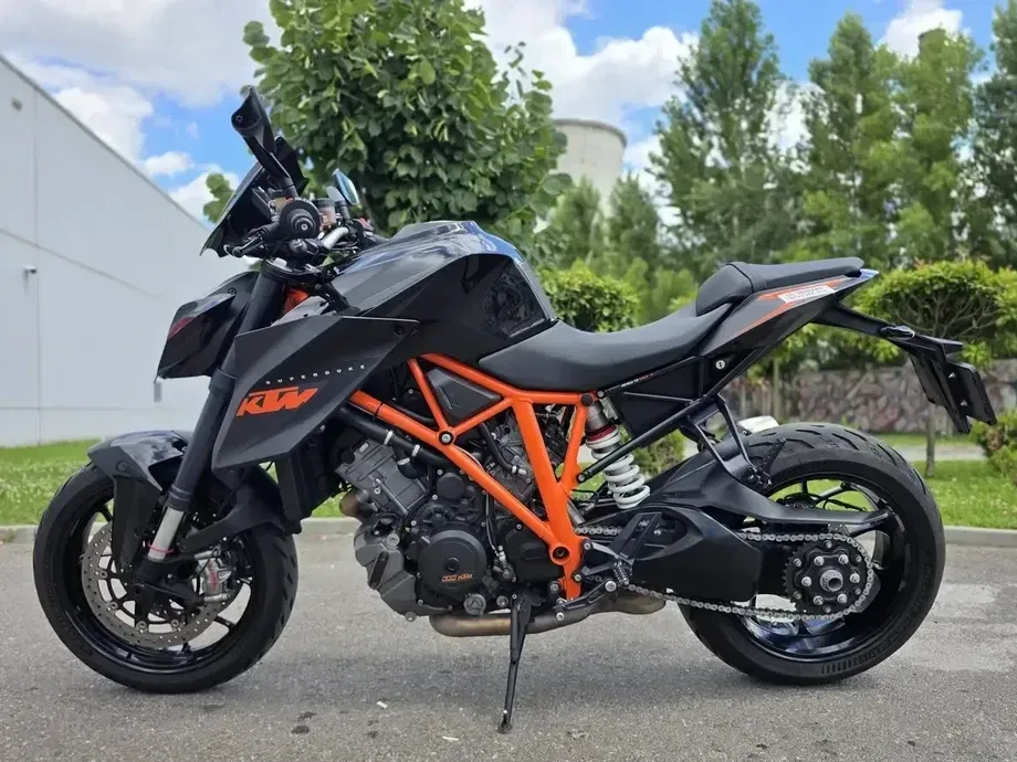 KTM 1290 Super Duke R — imagine 2