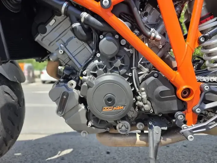 KTM 1290 Super Duke R