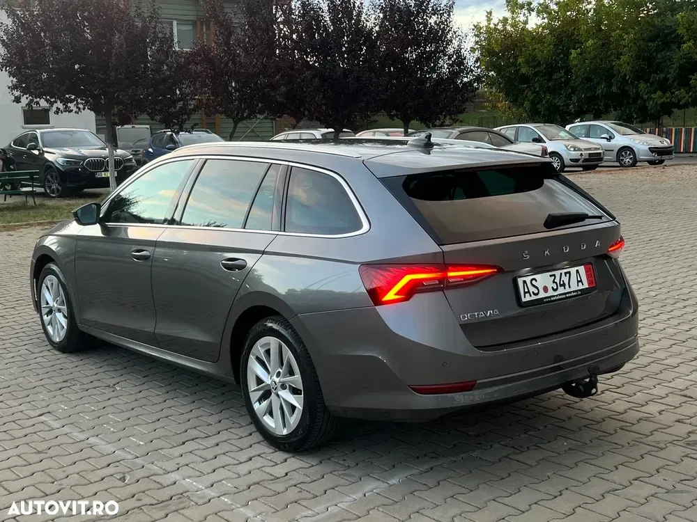 Škoda Octavia 2.0 TDI DSG Exclusive — imagine 3