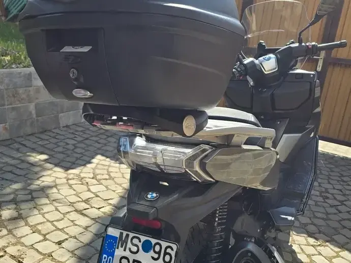 BMW C400GT