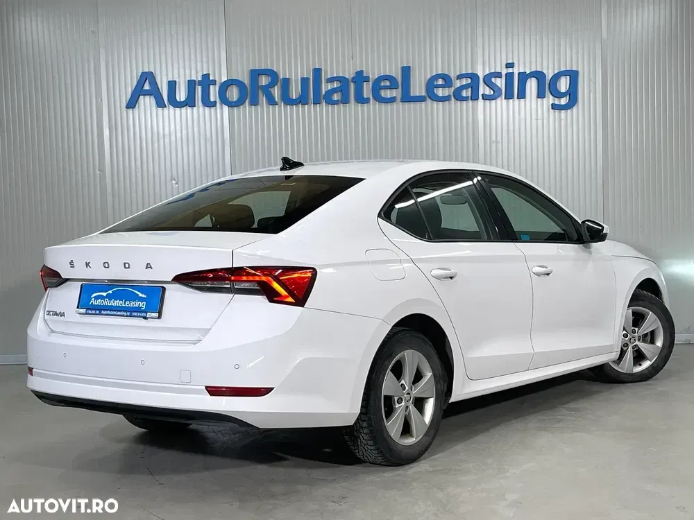 Škoda Octavia IV 2.0 TDI DSG Ambition — imagine 3