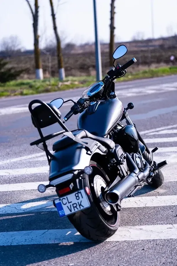 Yamaha XVS 1300 V-Star — imagine 3