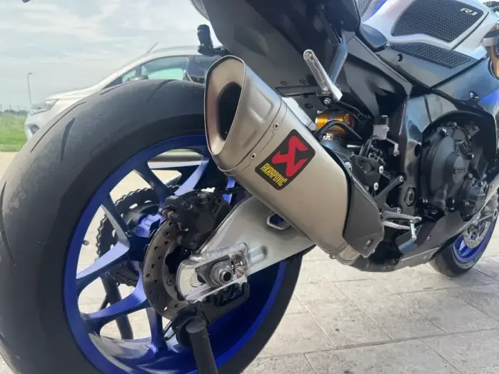 Yamaha YZF 1000 R1-M