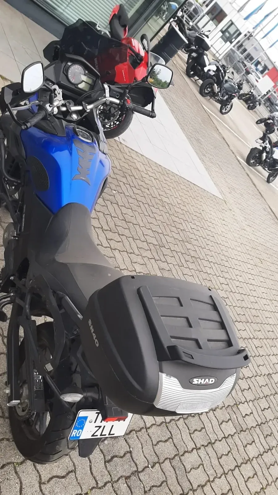 Suzuki DL 650 V-Strom — imagine 4
