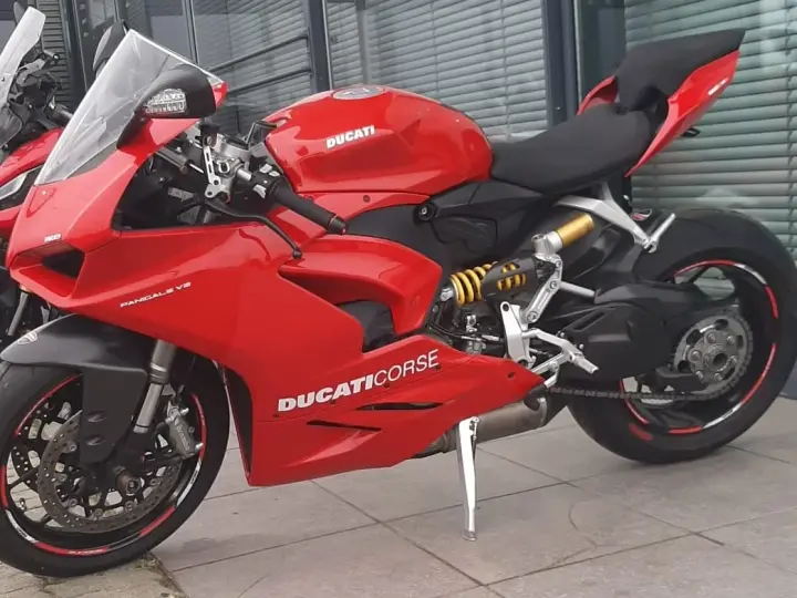 Ducati Panigale V2
