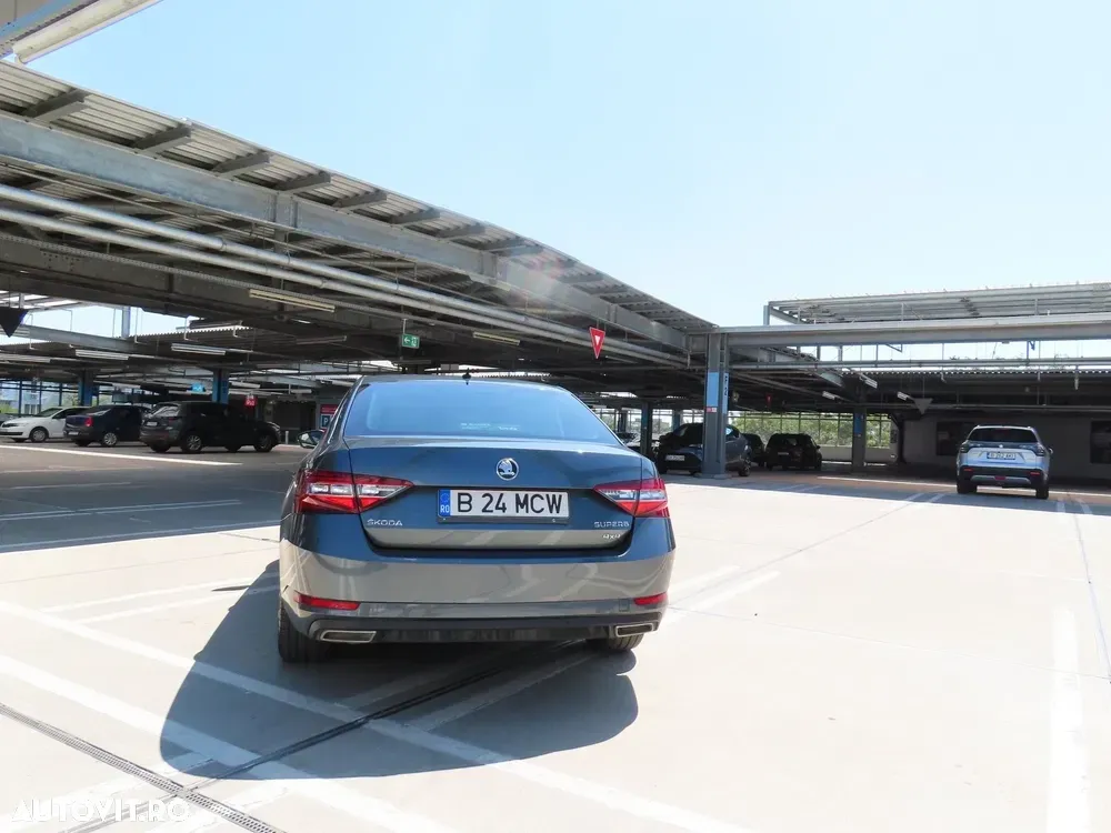 Škoda Superb III 2.0 TDI 4X4 DSG Style — imagine 4