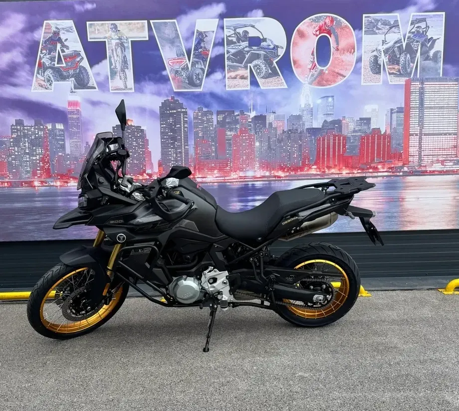 Voge DS900X — imagine 2