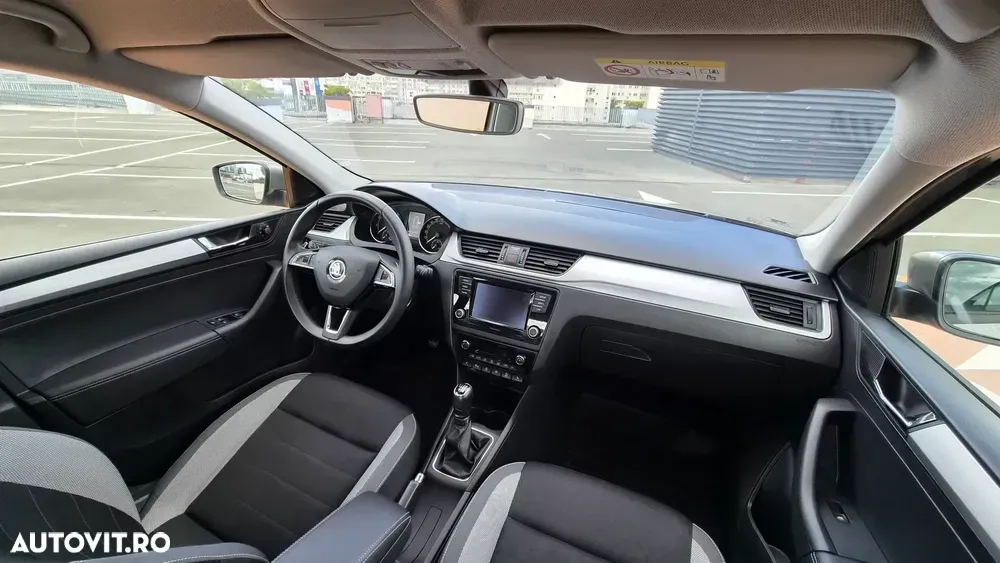 Škoda Rapid 1.0 TSI Style — imagine 6