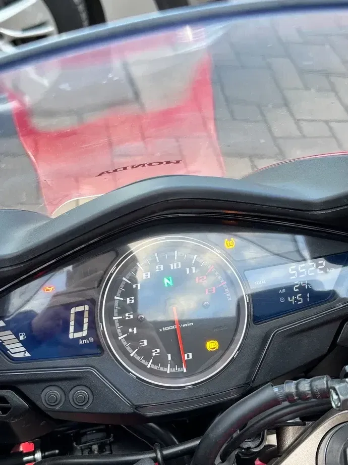 Honda VFR 800F V-Tec — imagine 6