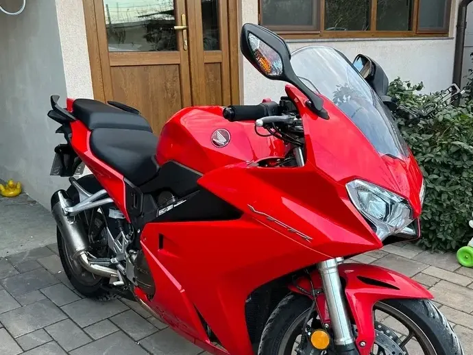 Honda VFR 800F V-Tec