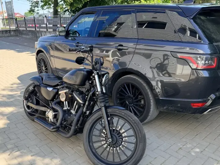 Harley-Davidson XL 883N Iron Special Edition