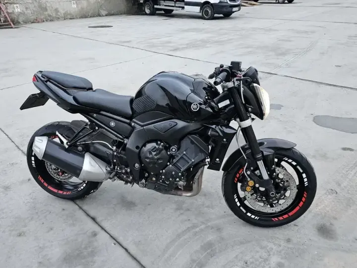 Yamaha FZ
