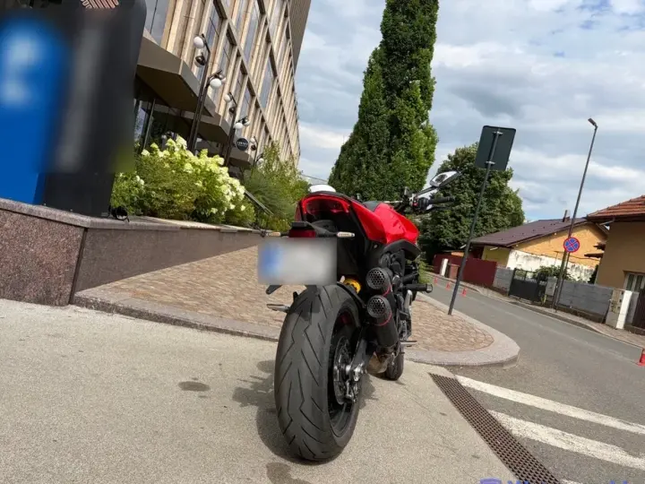 Ducati Monster