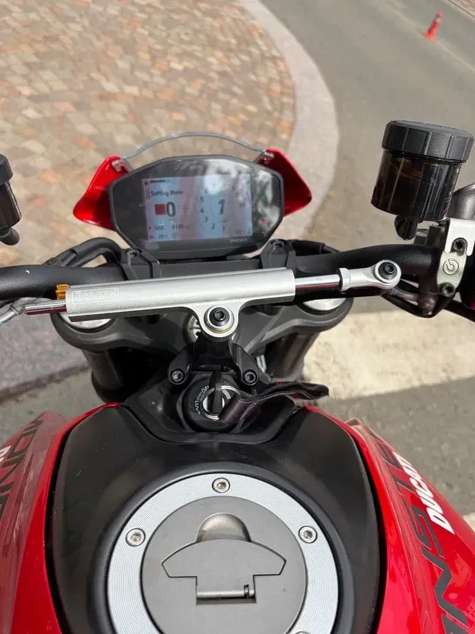 Ducati Monster — imagine 4