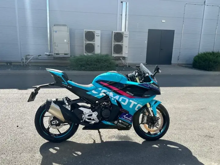 CF Moto 450 SR ABS
