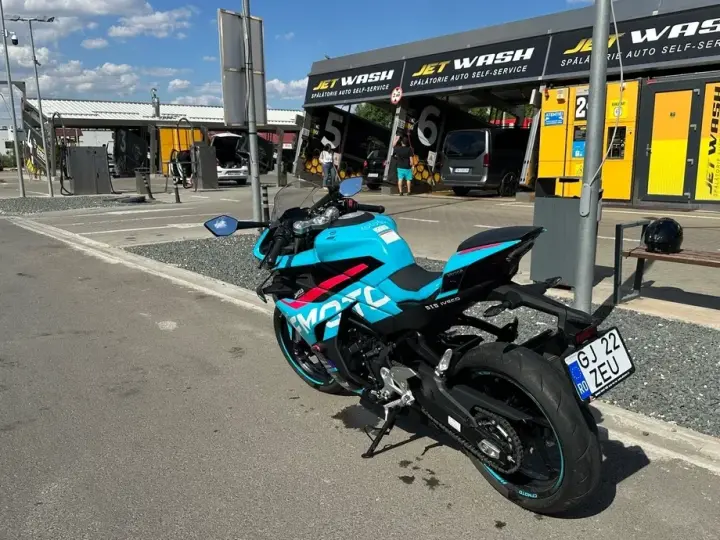 CF Moto 450 SR ABS