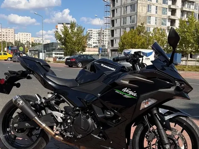 Kawasaki Ninja 500