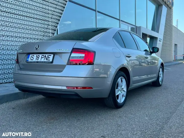 Škoda Octavia 1.0 TSI Ambition