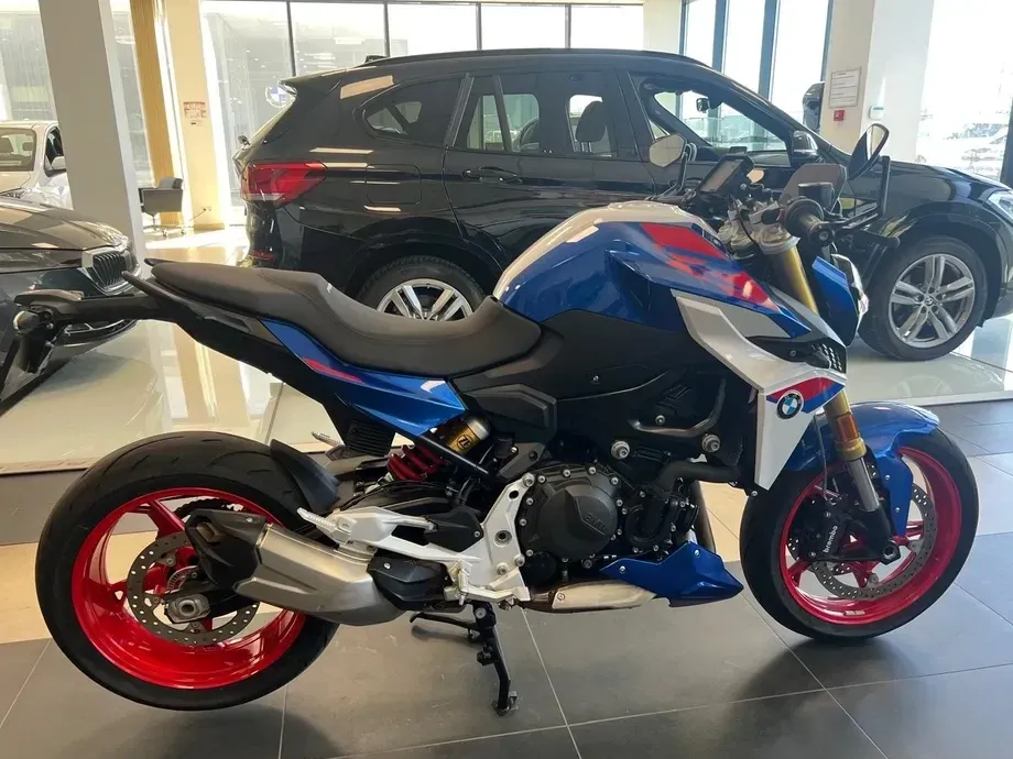 BMW F900R — imagine 5