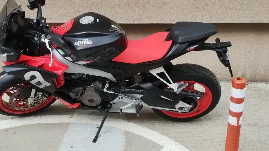 Aprilia Tuono 660 — imagine 2