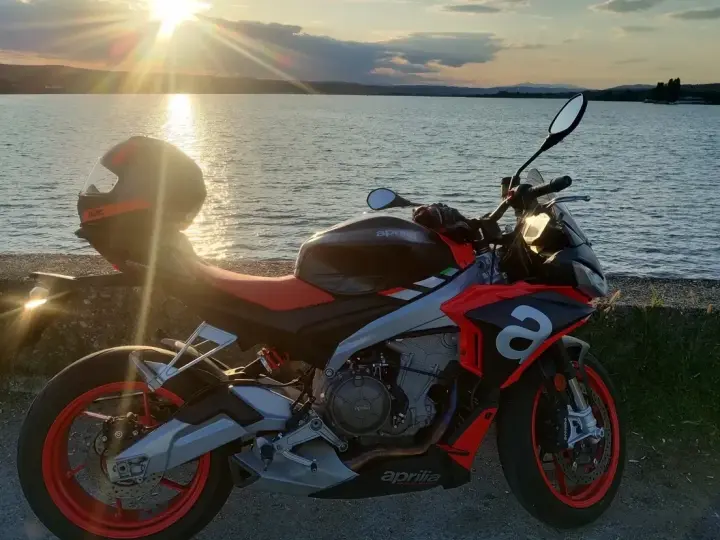 Aprilia Tuono 660