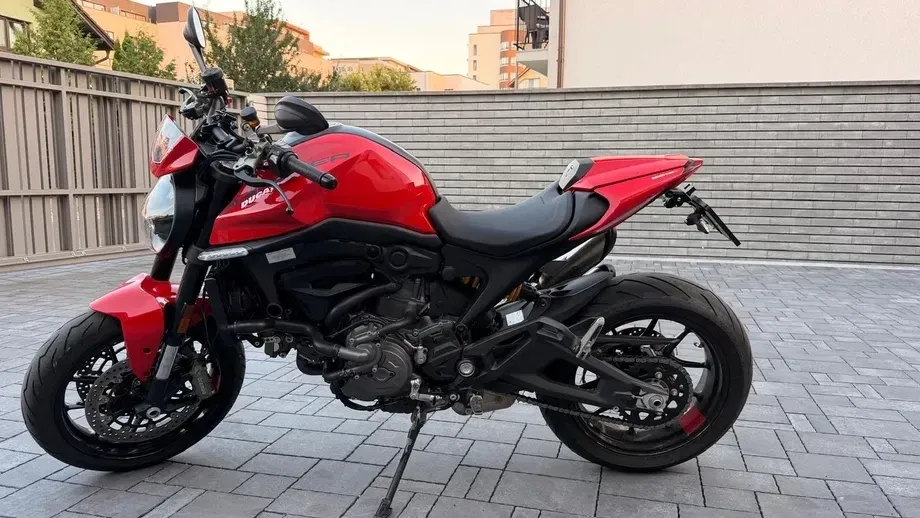 Ducati Monster — imagine 2