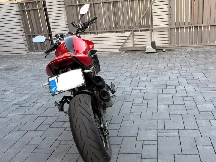 Ducati Monster