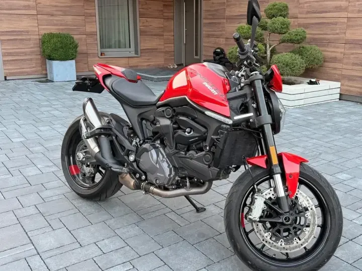 Ducati Monster