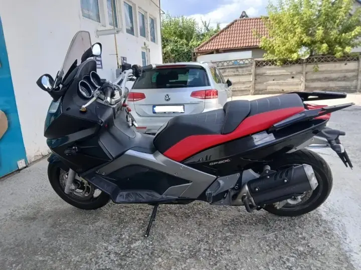 Gilera GP 800
