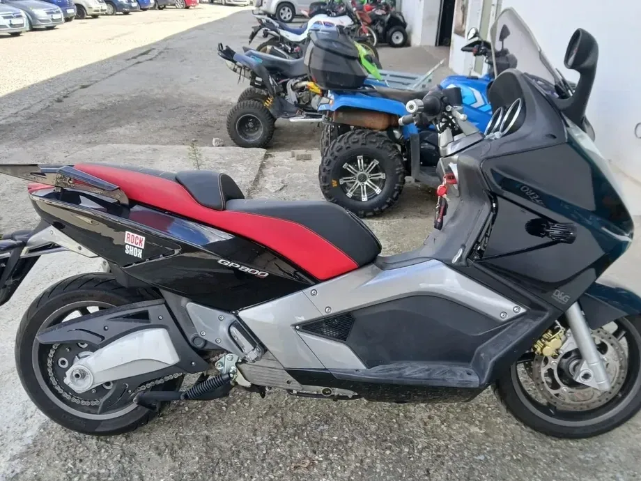 Gilera GP 800 — imagine 2