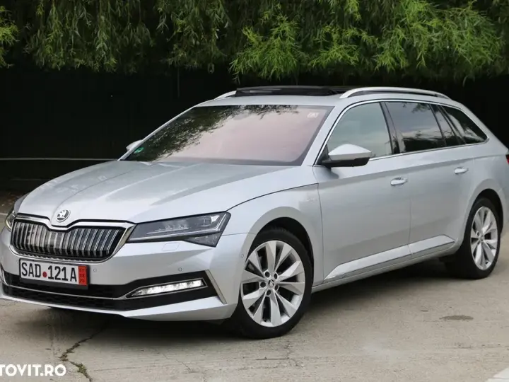 Škoda Superb III
