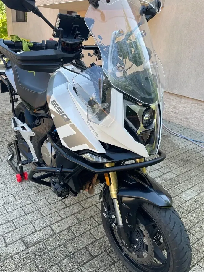 CF Moto 650MT ABS — imagine 6