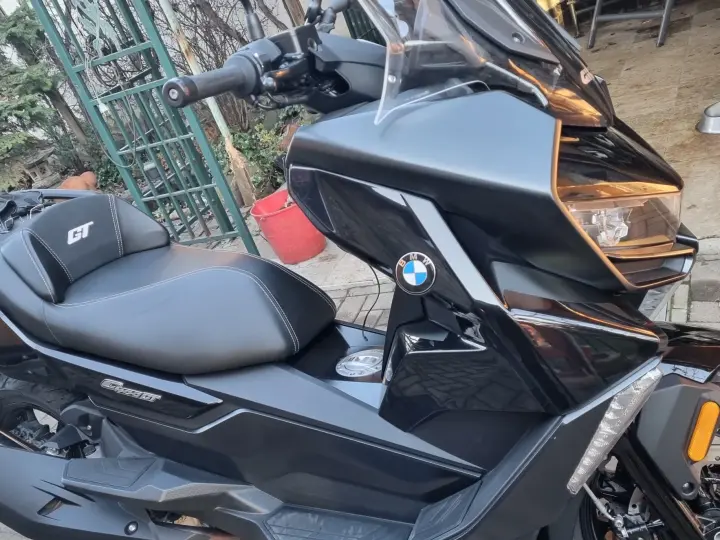 BMW C400GT